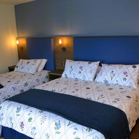 No 3 The Arch Hotel Carndonagh Eksteriør billede