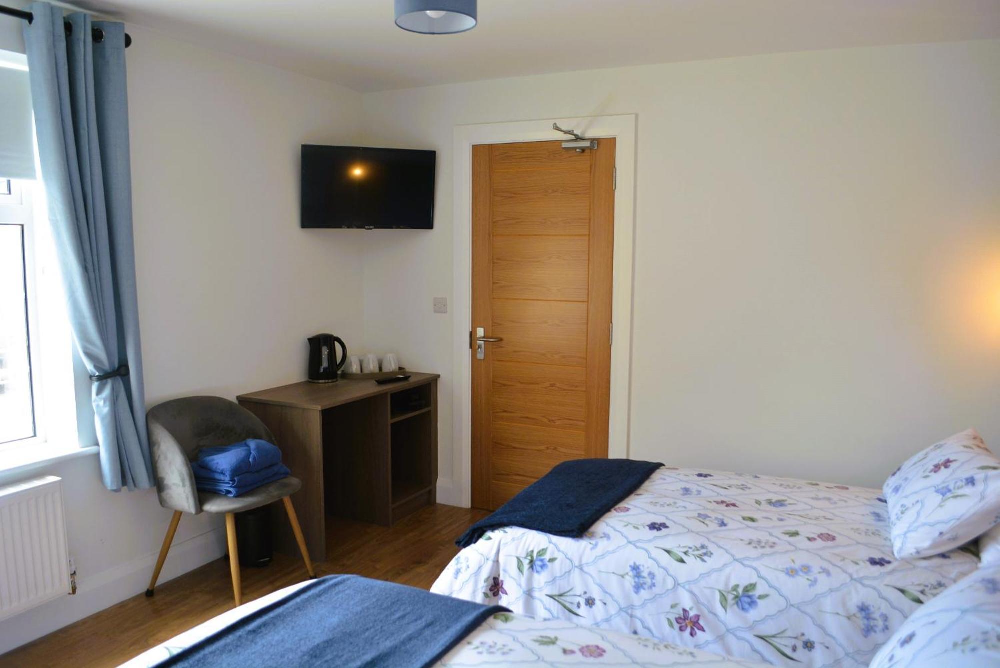 No 3 The Arch Hotel Carndonagh Eksteriør billede